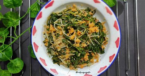 Resep Urap Sayur Kenikir oleh Ratna Puspita - Cookpad