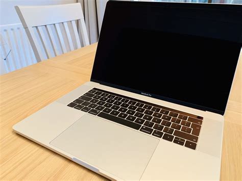 15‑Inch 2018 MacBook Pro Review - Life of Man