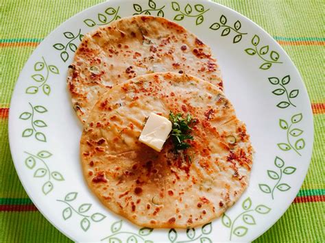 Aloo Paratha - Your Veg Recipe