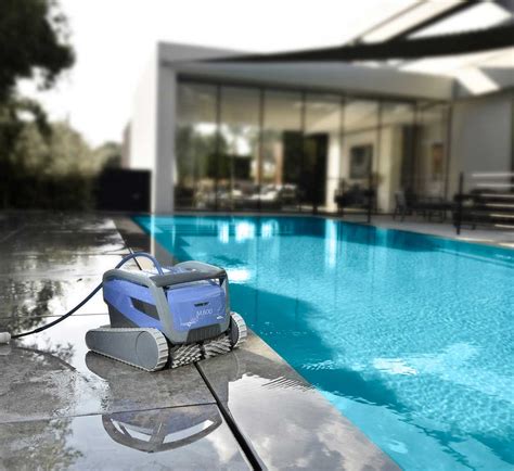 Dolphin M600 Robotic Pool Cleaner Review - Robotic Reviews