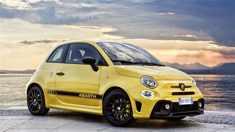 2017 Abarth 595 review