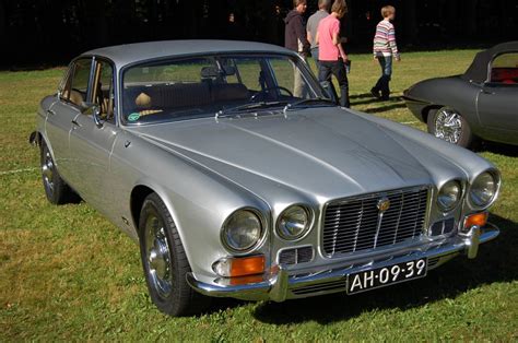 Photo: 1970 Jaguar XJ6 4 2 Series I-fvr | National Concours album ...