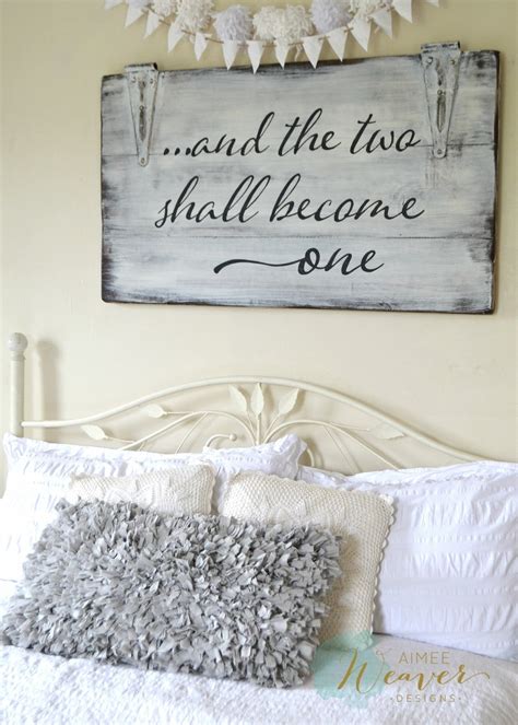 21 Best Wood Signs (Ideas and Decorations) for 2020