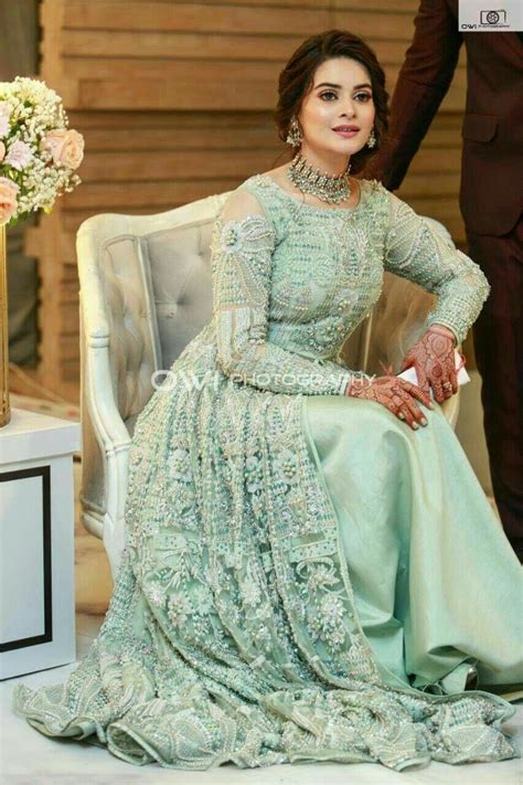 Designer Indian Dresses For Wedding Party 2016 - Pakistani & Indian ...