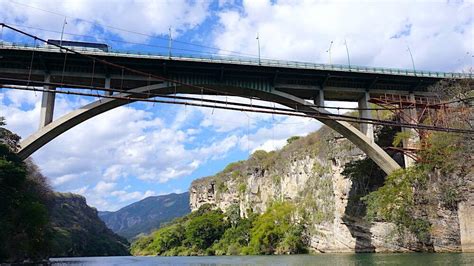 Tour the Magnificent Sumidero Canyon: Boat Trip