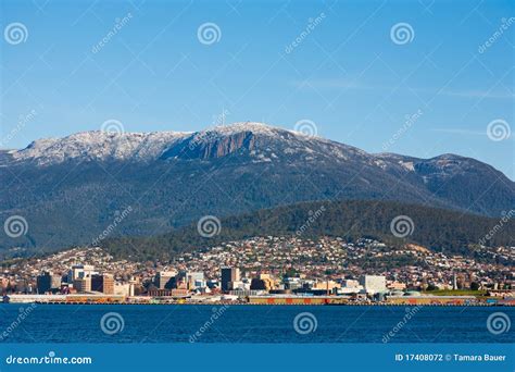 Mount Wellington Snow / Snow On Mount Wellington, Tasmania Stock Photo ...