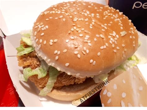 KFC zinger burger meal (with refreshing lemonade!)