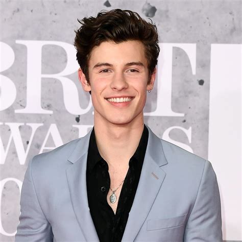 Shawn Mendes Wiki 2021: Net Worth, Height, Weight, Relationship & Full ...