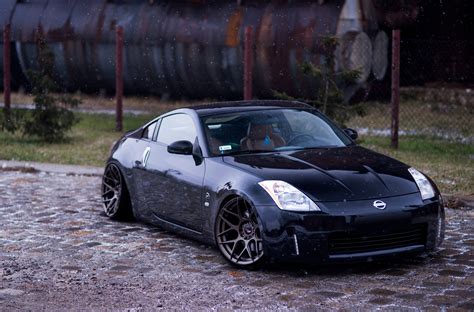 Black Nissan 350Z Gets Upgraded Exterior Wise — CARiD.com Gallery