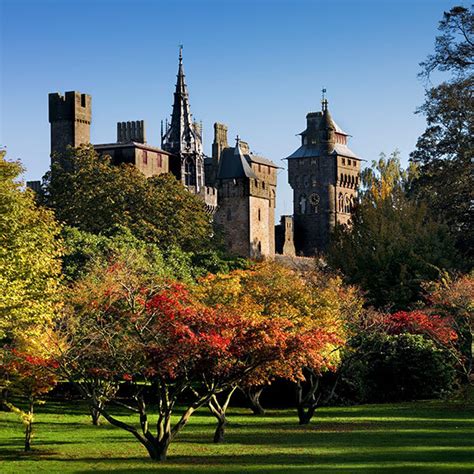 Cardiff Castle - Bute Park