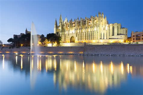 Catedral de Mallorca | Palma de Mallorca, Spain Attractions - Lonely Planet