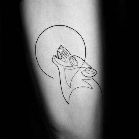 Male Cool Wolf Howling At The Moon Outline Tattoo Ideas - Next Luxury