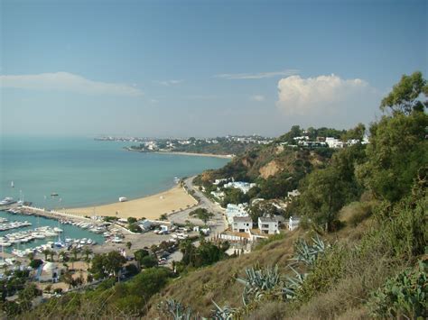 Sidi Bou Said Beach 🏖️ Tunis, Tunisia - detailed features, map, photos