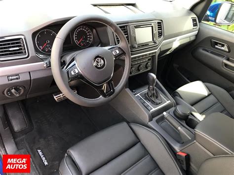 VW-Amarok-V6-interior - Mega Autos