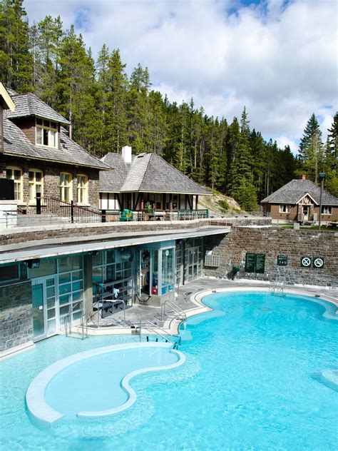 All You Need to KNOW About Visiting the Banff Hot Springs (2024)