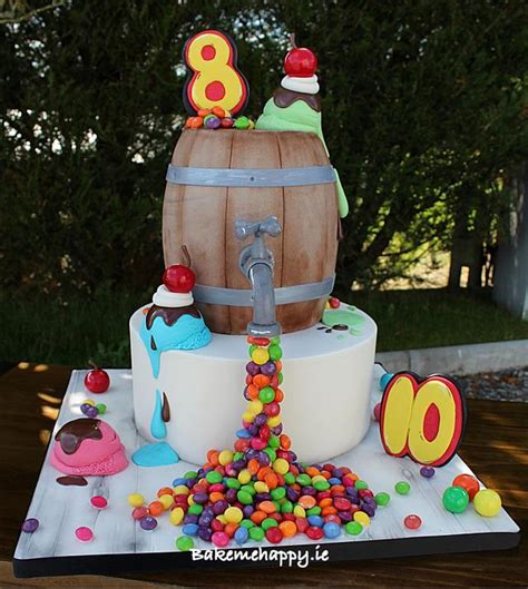 Skittles and ice-cream cake - Decorated Cake by Elaine - CakesDecor