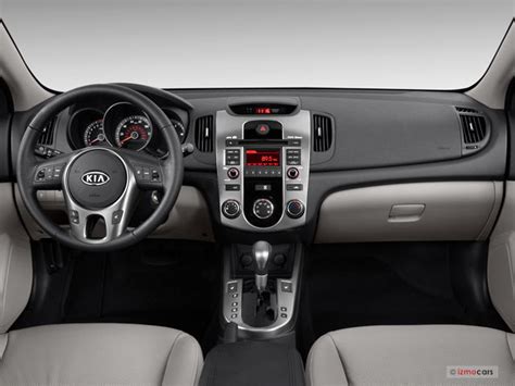 2011 Kia Forte: 24 Interior Photos | U.S. News