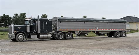 What is That? Semi Trucks & Grain Trailers - DeKalb County Farm Bureau ...