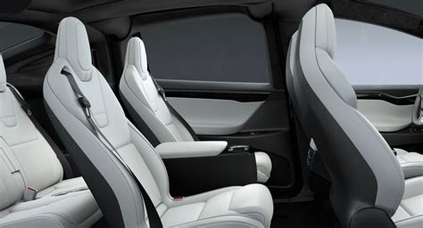 tesla-model-x-rear-center-console-6-seat - TESLARATI