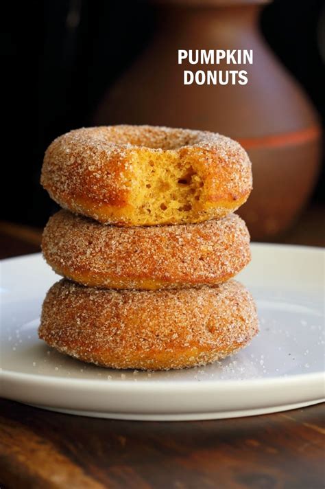 Vegan Pumpkin Donuts with Cinnamon Sugar - Vegan Richa