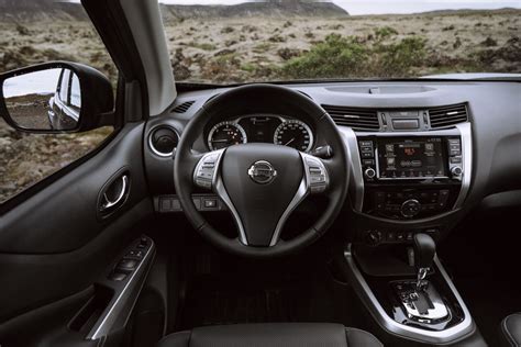 Nissan Navara Double Cab_ Interior