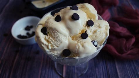 homemade ice cream with condensed milk - Yummy Indian Kitchen