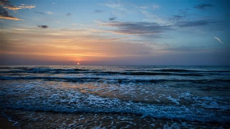 Sea Waves During Sunset Under Blue Cloudy Sky 4K HD Nature Wallpapers ...