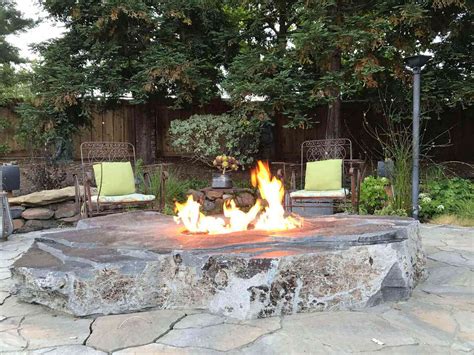 10 Clever Fire Pit Corner Ideas to Transform Your Outdoor Space