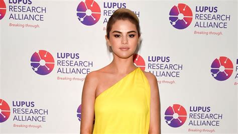 Selena Gomez Opens Up About Lupus at the 2017 Lupus Research Alliance ...