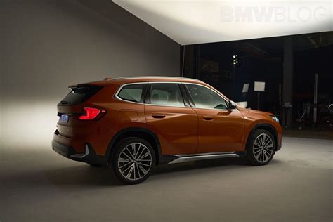 2023 BMW X1 xDrive23d Video Shows The Compact Crossover In Utah Orange