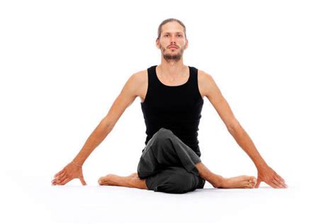 The 10 Best Yoga Poses for Men - DoYou