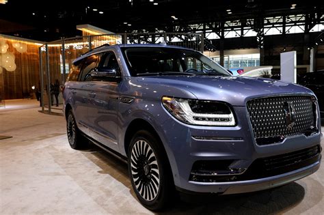 U.S. News Calls the 2021 Lincoln Navigator the Best 8-Passenger SUV to Buy