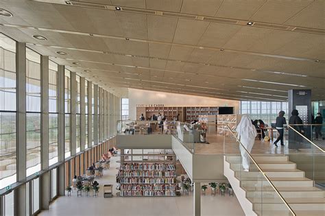 What contemporary library design looks like at its best | IndesignLive