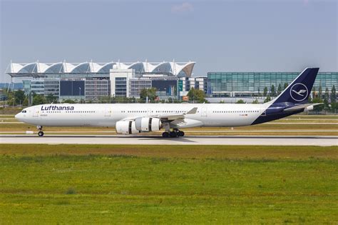 LUFTHANSA A340-600 PREMIUM ECONOMY REVIEW MUNICH TO DUBAI, 58% OFF