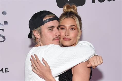 Hailey Bieber Recalls the Time She Called Her Mom Crying, Saying She ...