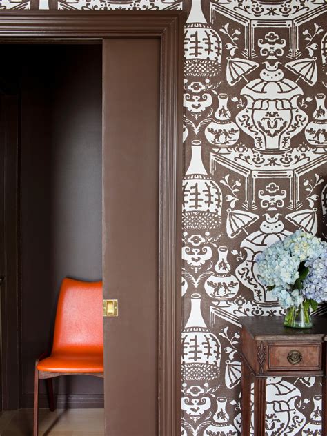 Guide to Interior Doors | HGTV