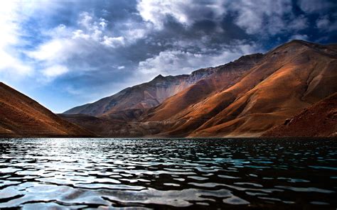 Daily Wallpaper: Tar Lake, Iran | I Like To Waste My Time