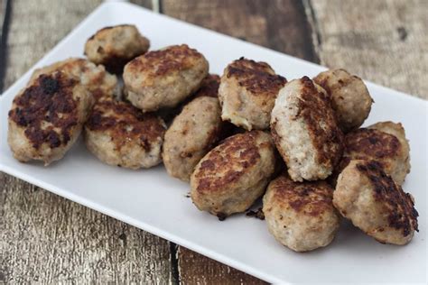 danish recipe: NEW 481 DANISH RECIPES FRIKADELLER