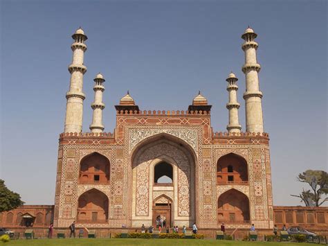 Akbar Tomb in Agra - Timings, Entry Fee, Address - History