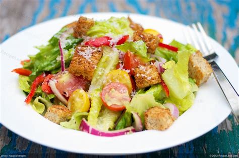 Mixed Salad with Parmesan Croutons Recipe