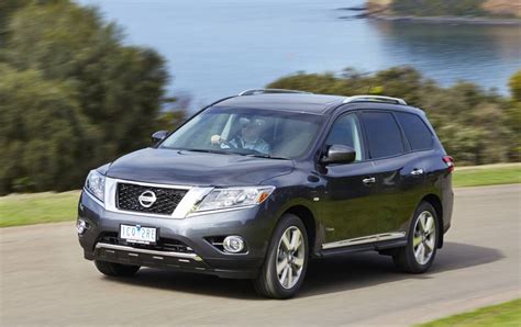 Slow sales causes Nissan US to cut Pathfinder Hybrid, remains in ...