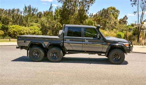 2019 Toyota Land Cruiser 6x6 Will Dominate the Outback and Easily Haul ...