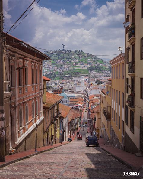 Old town neighborhood in quito ecuador – Artofit