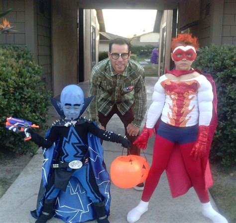 Megamind, Titan and a nerd | Halloween coustumes, Couple halloween ...