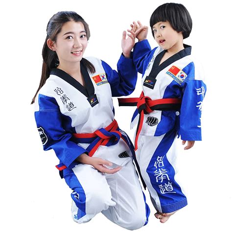 Comfortable ITF Taekwondo Uniform White Professional Taekwondo Dobok ...