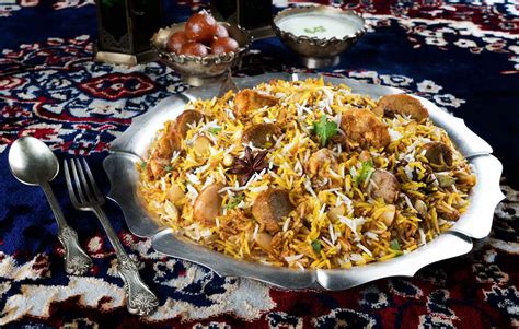 Order Chicken Biryani Near Me | Behrouz Biryani