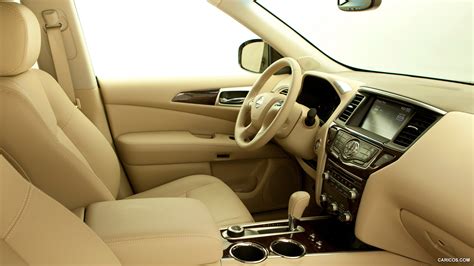 Nissan Pathfinder Hybrid | 2014MY | Interior