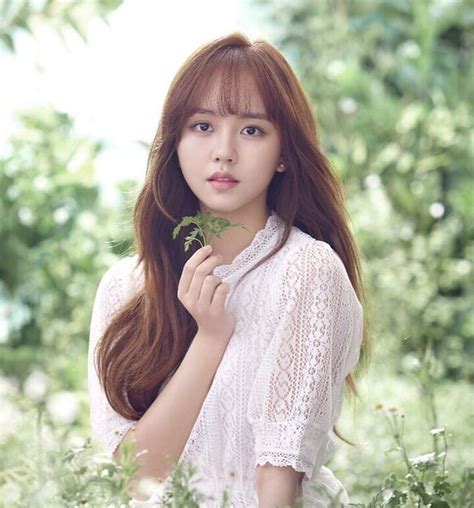 Kim So-hyun Bio, Net Worth, Age, Boyfriend, Family Life, Height, Facts ...