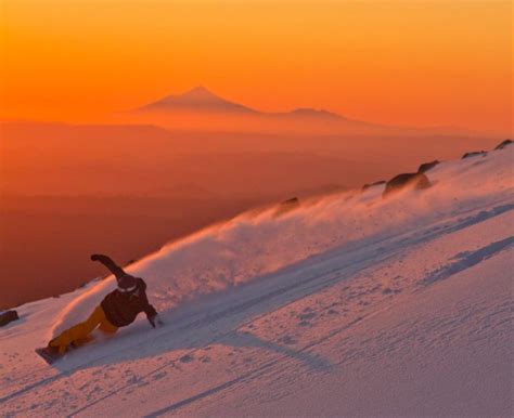 12 best NZ ski resorts for New Zealand snowboarding holidays