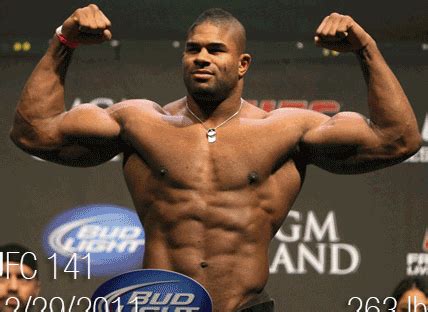 Overeem size comparison gif | Sherdog Forums | UFC, MMA & Boxing Discussion